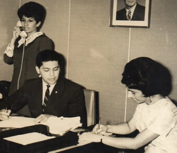 Fundación de la empresa 1975